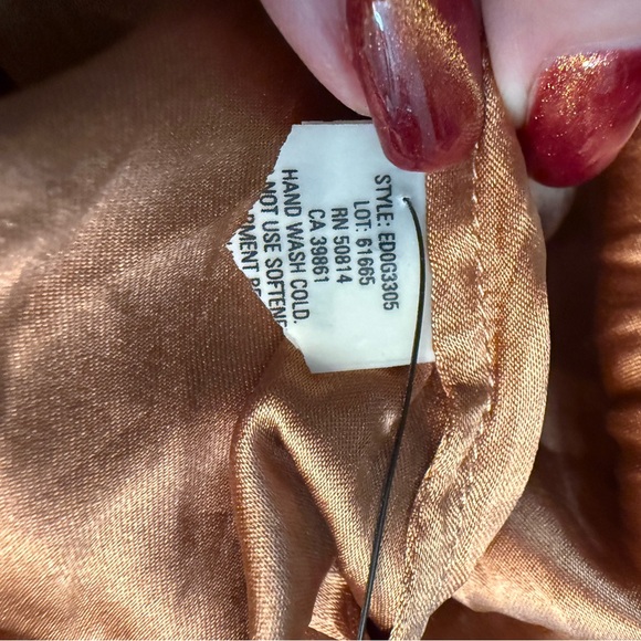 Elie Tahari earth tones skirt - Picture 8 of 9